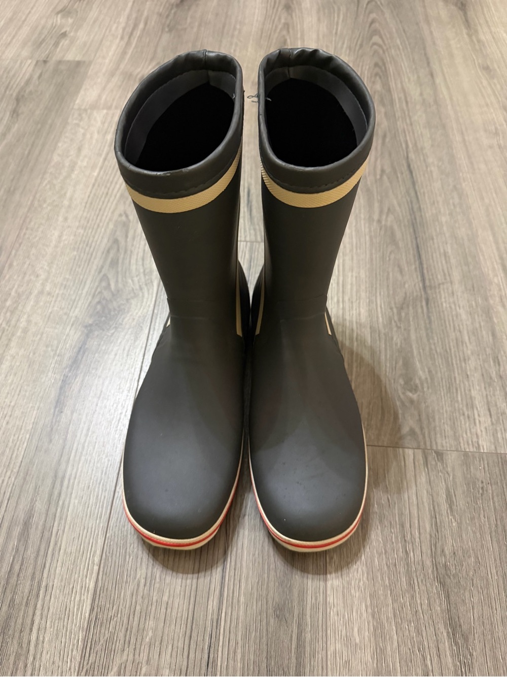Gill Waterproof Black Rain & Snow Boots with Cream Ankle Band
